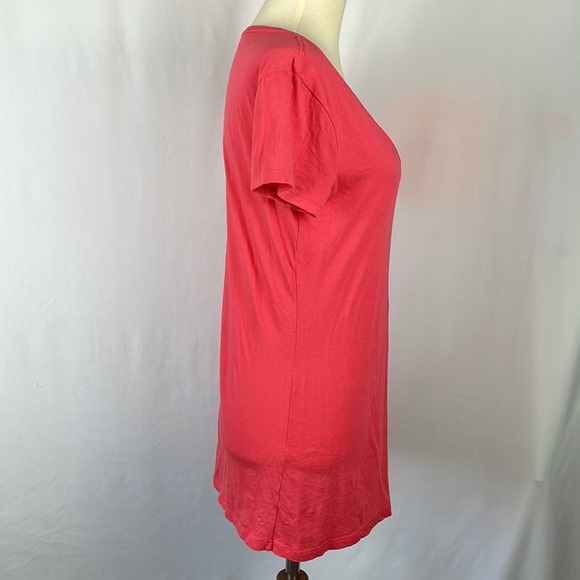 Express Coral Cotton Short Sleeve V-Neck Tee - Size Medium - Picture 6 of 9